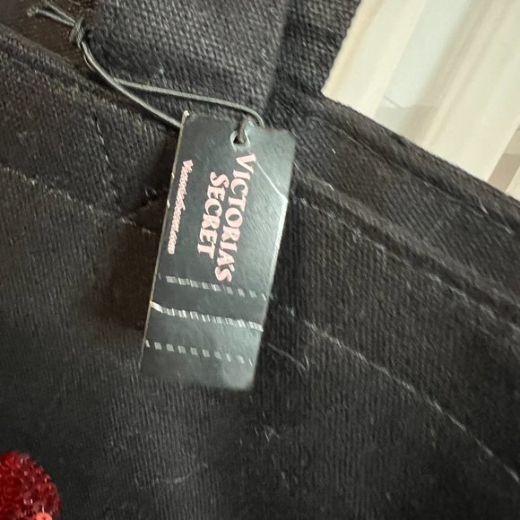 Victorias secret sequin zip up red black extra large tote travel bag NWT - Picture 5 of 7